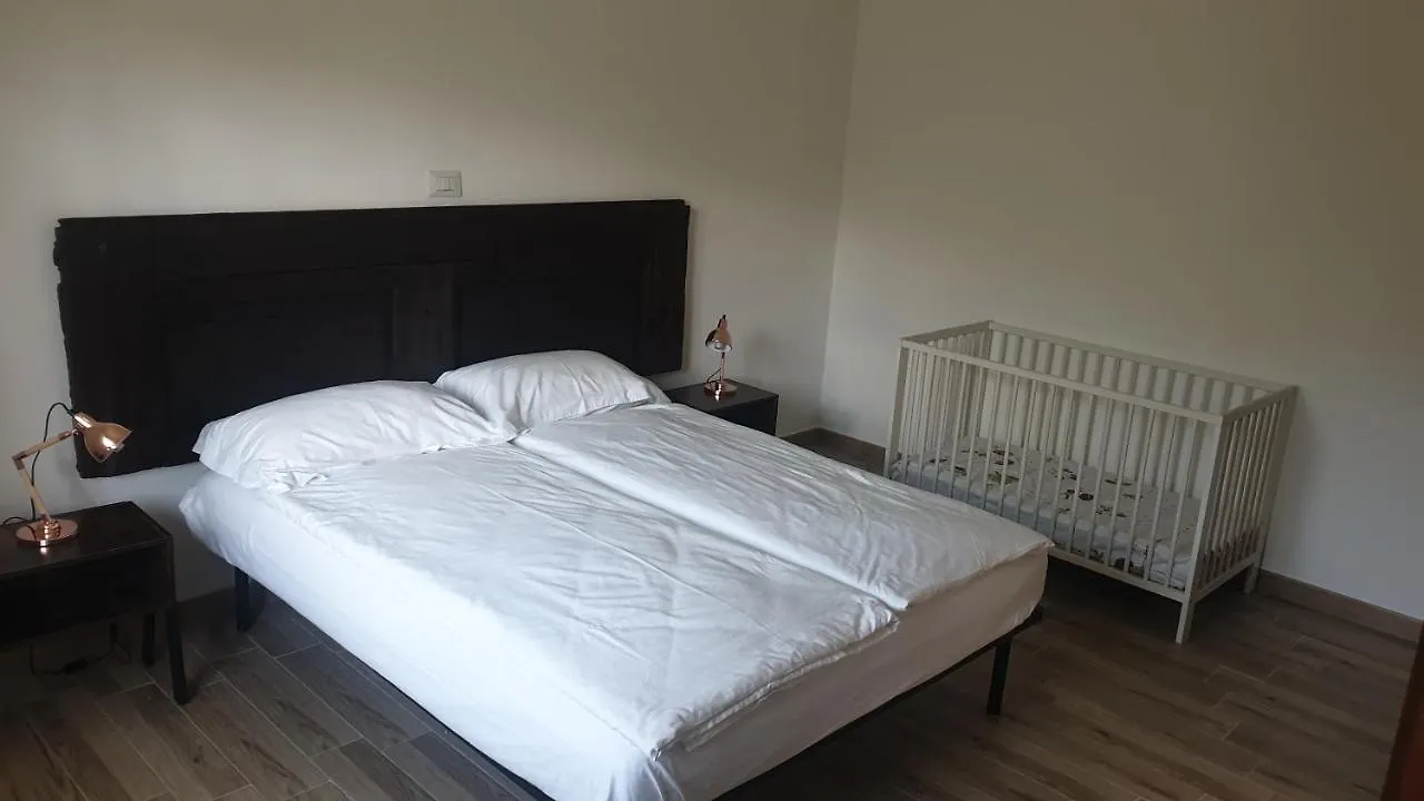 Apartment Appartamento Le Rose Ossuccio