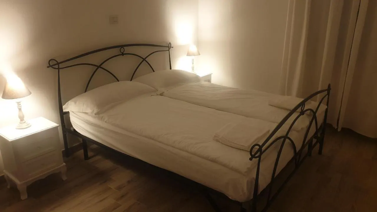Apartment Appartamento Le Rose Ossuccio Italy